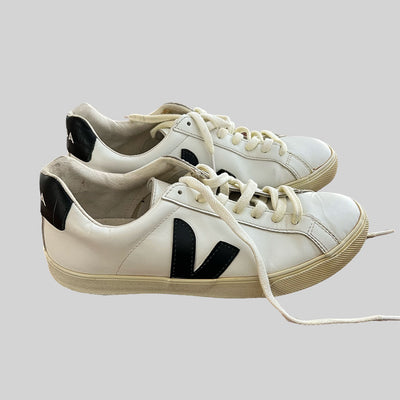 Zapatillas blancas Veja talla 39