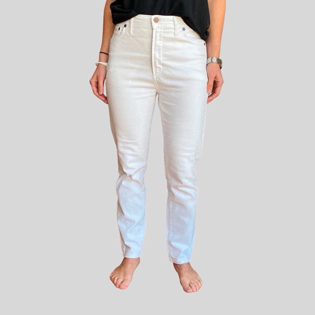 Jeans blancos Jazmin Chebar talla 26